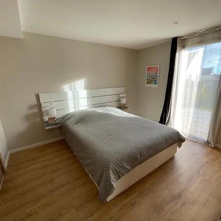 Ker Est, Surf House, De Pors Carn A Pieds