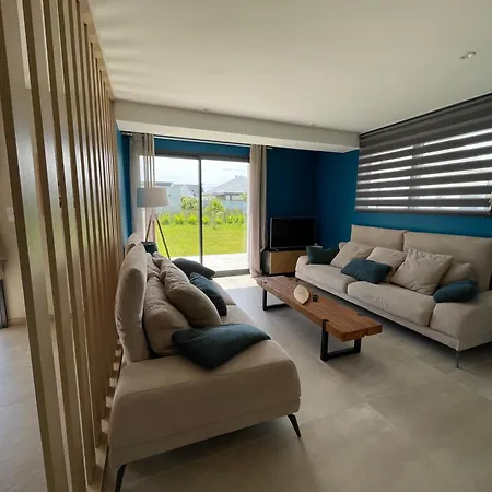 Villa Ker Est, Surf House, De Pors Carn A Pieds *